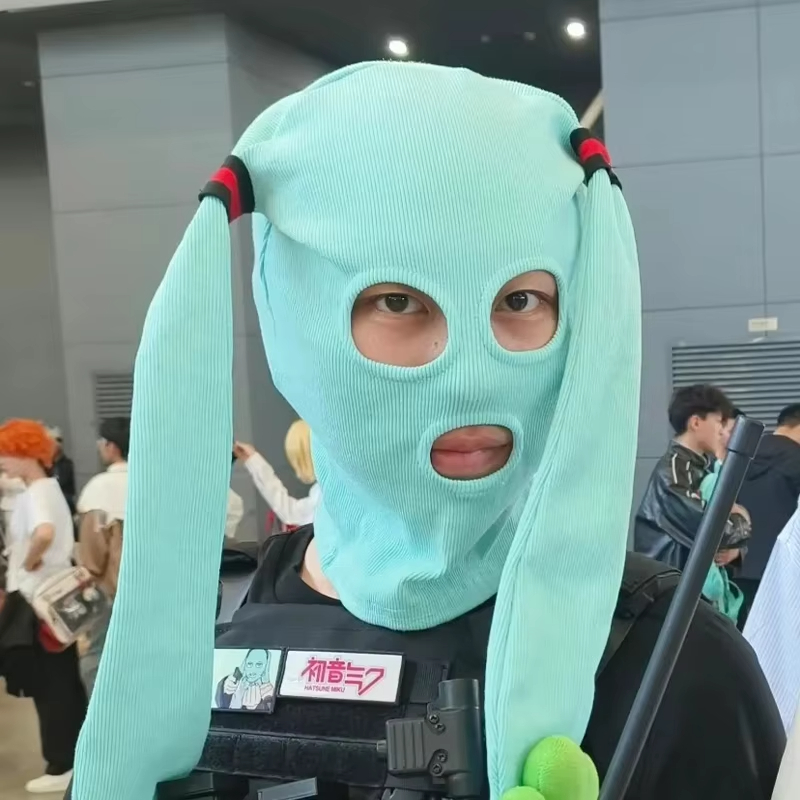 Hot Selling Hatsune Miku Balac - Street Fashion Model 评论和价格
