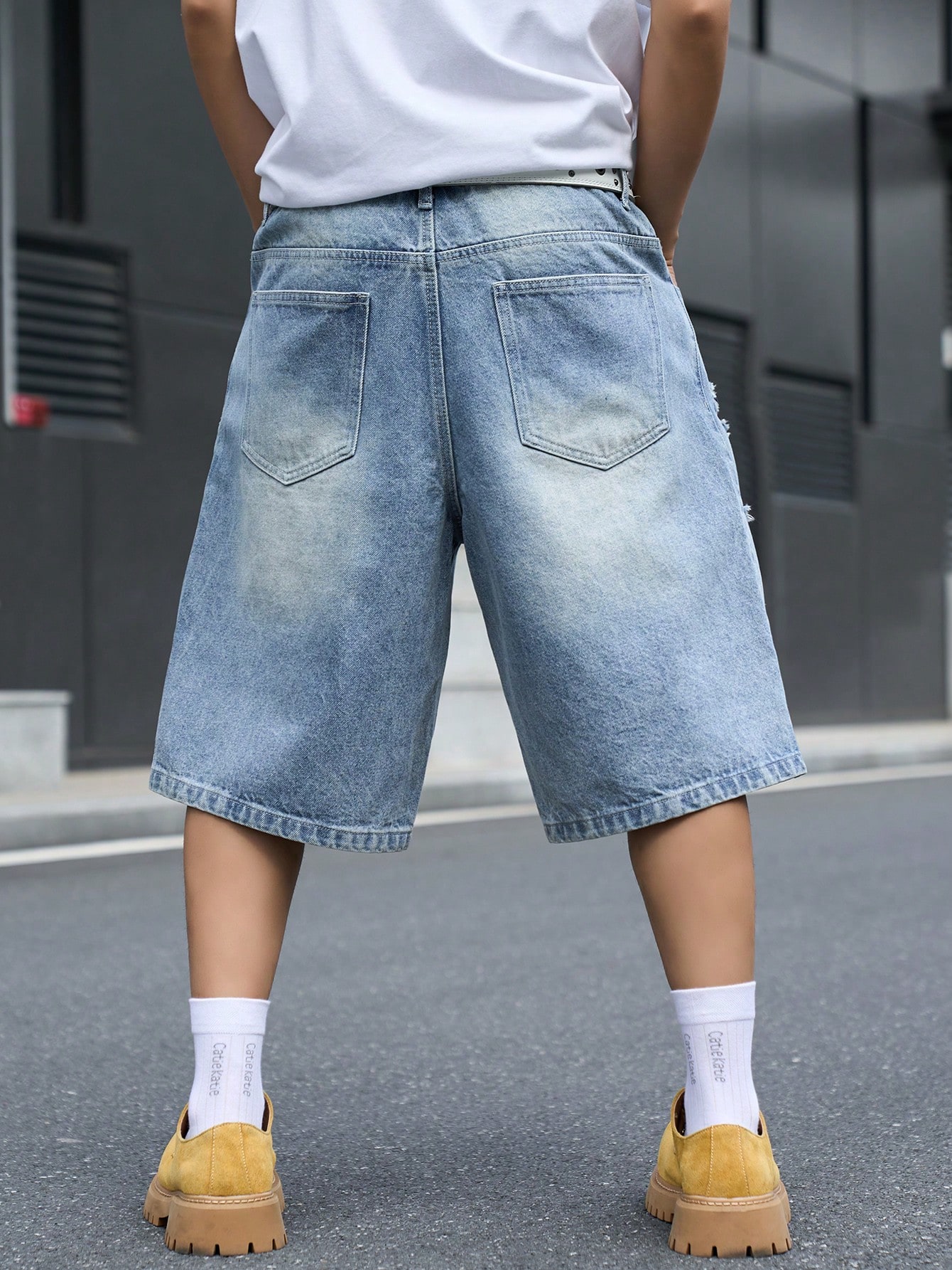 Men's Loose Fit Denim Bermuda  - Street Fashion Jeans 评论和价格